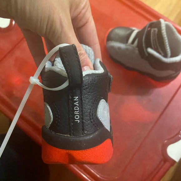 Toddler sneakers good condition - Picture 7 of 11